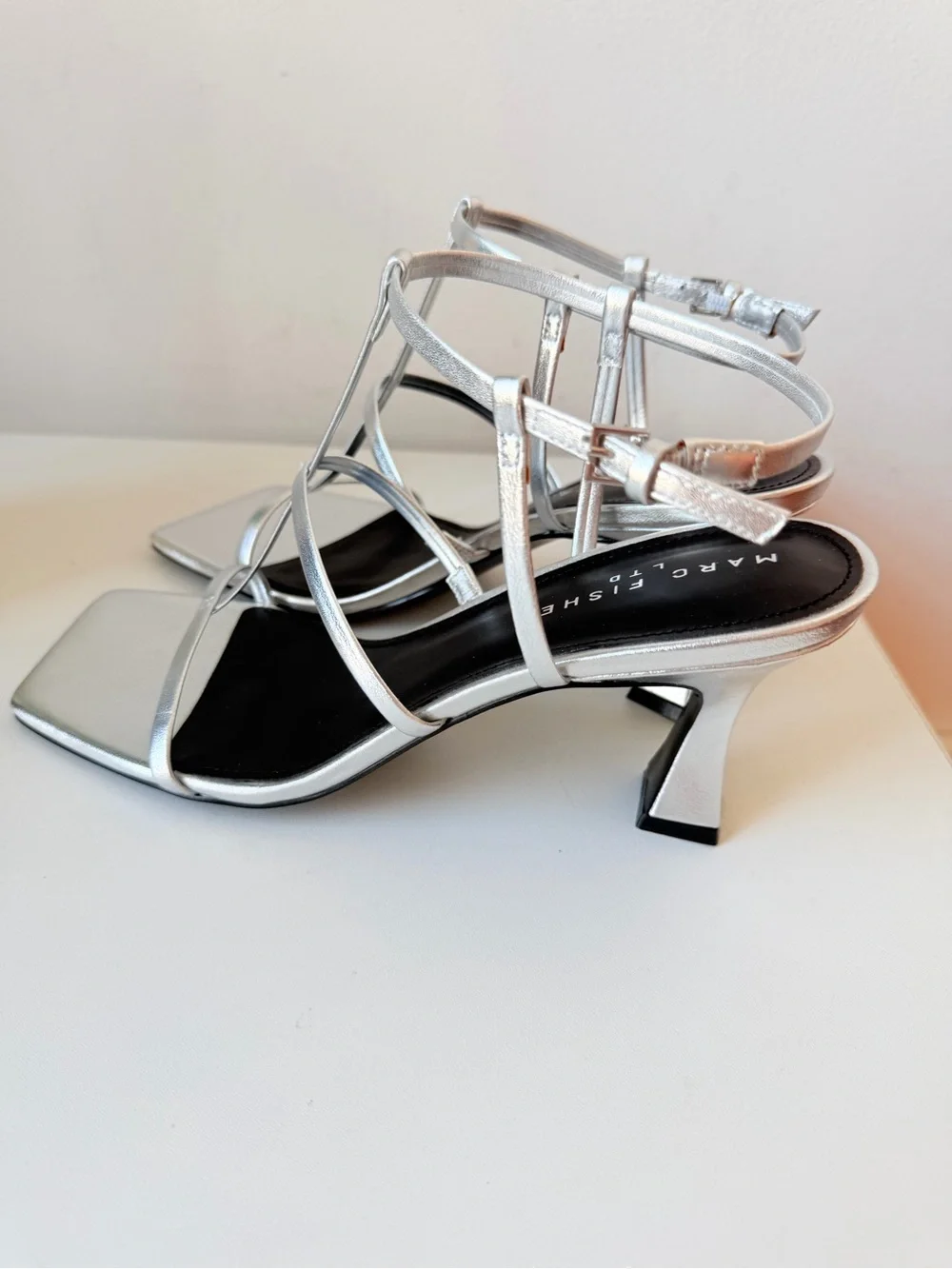Marc Fisher Dennie Strappy Leather Dress Sandal In Metallic Silver Size 10 NIB